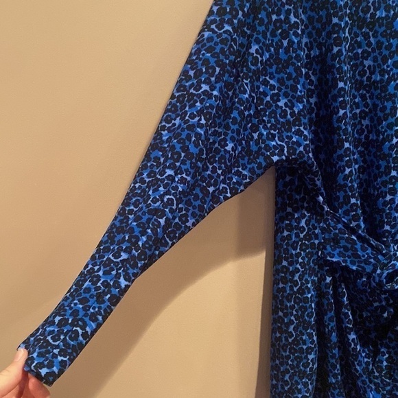 Ann Taylor Shirt - Picture 4 of 8